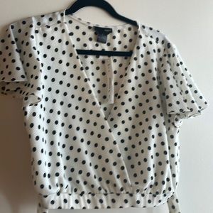 AQUA new with tags tie round t shirt crop top